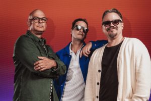 Los Amigos Invisibles